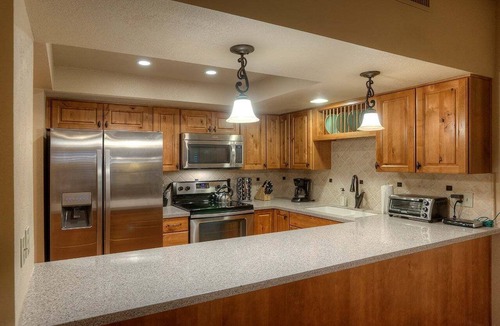 South Scottsdale House | Cactus Retreat Modern 2 bedroom Condo/Community Pool/Great Location in Scottsdale