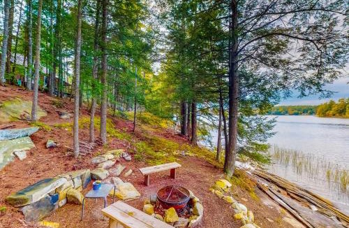Palermo House | Camp Loon a Tic