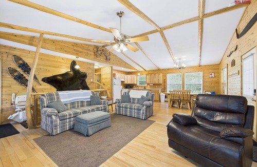 Munising Cabin | Camp Take 5-Secluded 2 Bedroom Cabin-15 Miles to Munising