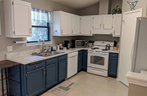 Northeast Pensacola House | Casey's Corner - Convenient to I-10, Airport, Downtown, Colleges, Beaches, +more