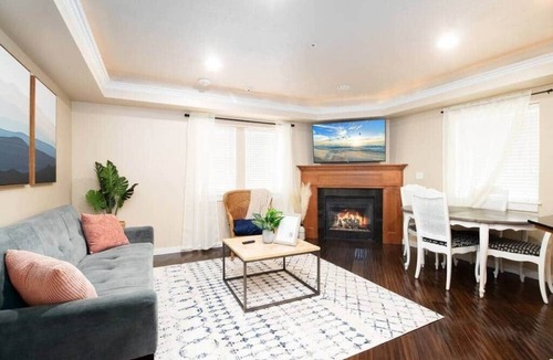 Lower Avenues Apartment | Charming 1Bdrm Extensive Cleaning Downtown SLC