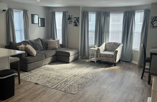 South Main Street Apartment | Charming 2-bedroom apartment in delightful Geneva,walking distance to downtown.
