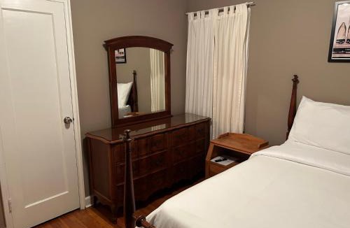 Elmont House | Charming 2 Bedroom One Block from UBS Arena!