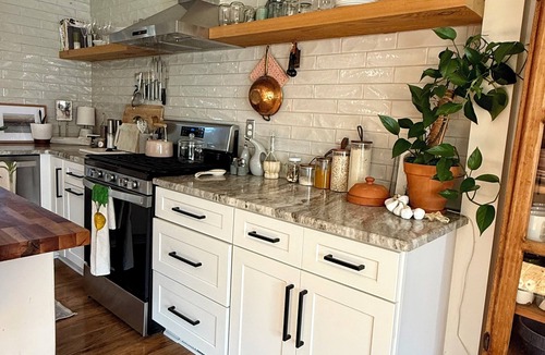 Sylvan Lake House | Charming 2-bedroom house in quaint lake community