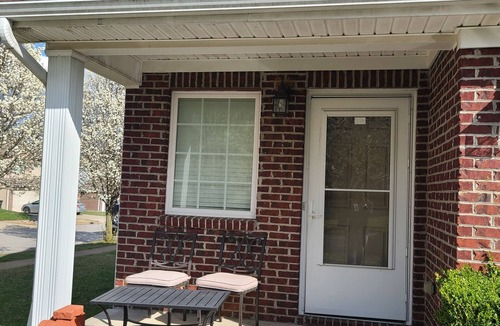 Lexington House | Charming 3-bedroom Escape Haven in Lexington/5 mi from airport/4.3mi from H.Park