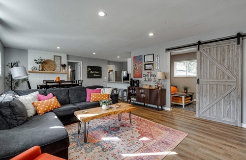 Lookout Valley Neighborhood Association House | Charming 3-bedroom house with WiFi and AC in fabulous Chattanooga