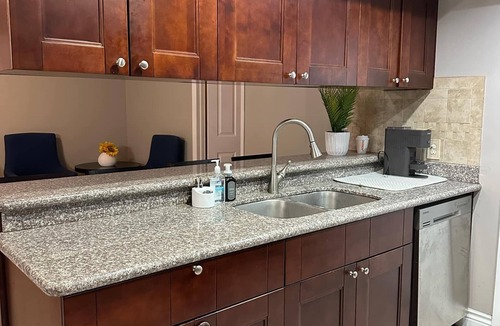 Bayonet Point House | Charming 3-bedroom house in pleasant Port Richey with AC, WiFi