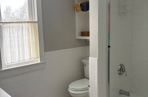 North Burns Park House | Charming Burns Park home, three bedroom, three bath, walk to campus, large deck