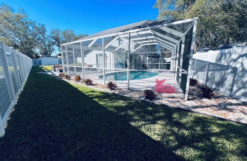 Lutz House | Charming fully renovated 4-bedroom spacious house with pool in Tampa/Lutz area!