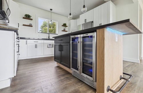 Gilford Other | Charming Modern Farmhouse just 10 minutes away from Frankenmuth!