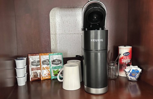 Hammondsport Apartment | Charming studio apartment in Hammondsport- Unit 6 @ The Champagne House