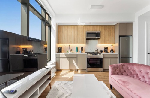 Bath Beach Apartment | Charming studio in brilliant Brooklyn with WiFi, AC, fitness room
