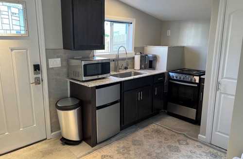 Mattydale House | Charming Tiny House minutes from Syracuse!