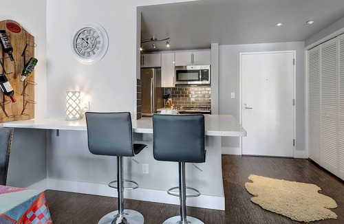 Downtown Seattle Condo | Chic Condo, views & designated EV parking in Downtown Seattle @Pike Place Market