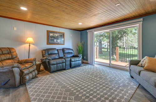 Lake Wissota House | Chippewa Falls Retreat on Lake Wissota w/2 Decks!