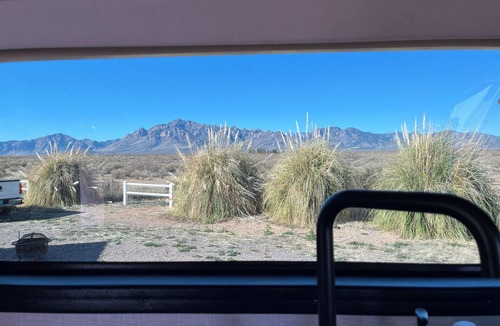 Rodeo House | Chiricahua Sunsets -Beautiful 1 BR, pet-friendly RV with stunning mountain views