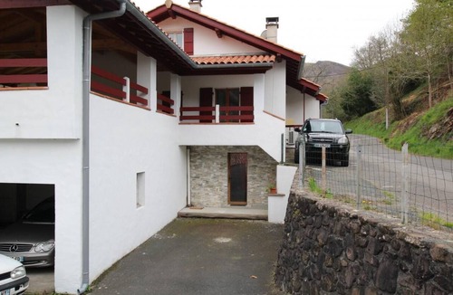 Bidarray House | CHOKO-ONA - BIDARRAY