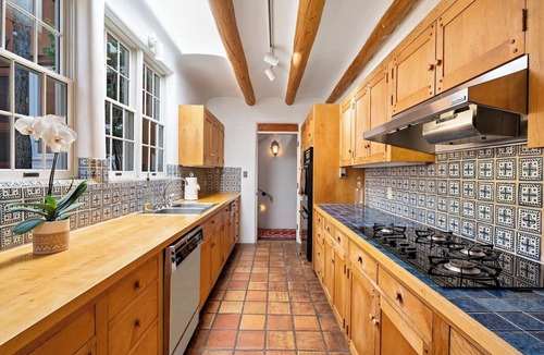 Santa Fe House | Cinco Chimineas- Indoor Pool, Walk to Plaza