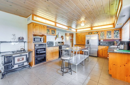 Paradise Valley Village House | Close to Hiking & Biking: Mtn-View Phoenix Home
