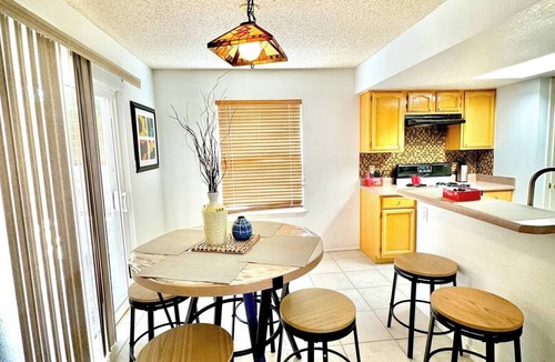 El Paso House | Close to Sunland Park Cozy Family Home