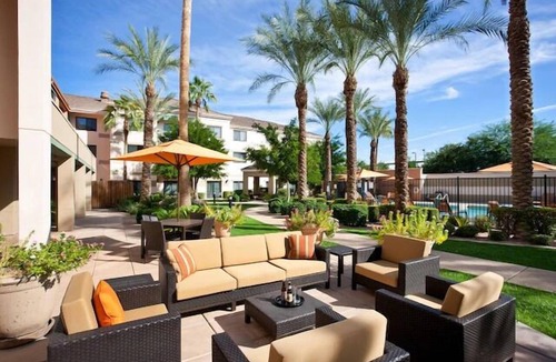 Chandler Apartment | Comfortable Countryside Stay! 3 Relaxing Units, Onsite Pool, Paw-friendly too!