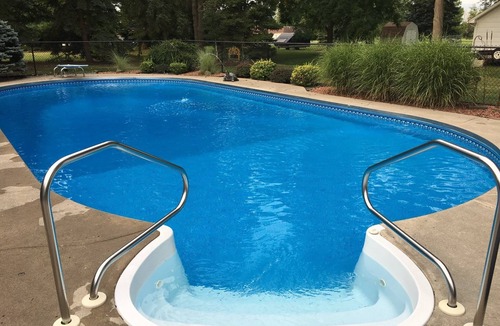 Orchard Park House | Comfortable welcoming retreat 1 mile from Highmark Stadium.