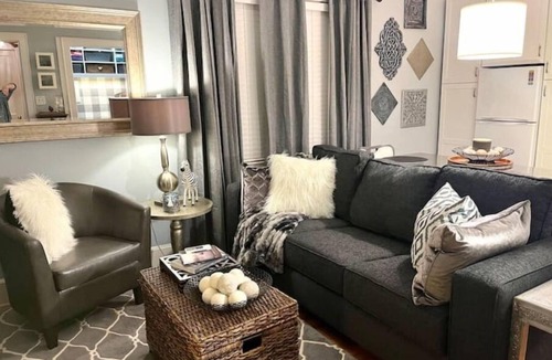 Easley Apartment | Comfy, cozy duplex apartment in downtown Easley