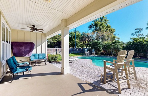 Southeast Pensacola House | Contemporary dog-friendly retreat with pool & patio - near shops & attractions