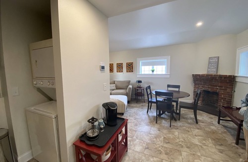 Brevard Cottage | Cottage on Main Street - Brevard, NC