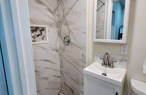 West Babylon Apartment | Cozy 1-bedroom apartment in peaceful West Babylon with AC