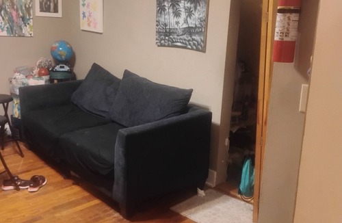 Vine Bed & Breakfast | Cozy 1-bedroom bed & breakfast in peaceful Kalamazoo with AC