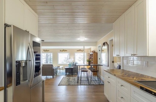 Mohawk House | Cozy Lakefront Serenity - a place where relaxation meets the whispers of nature!