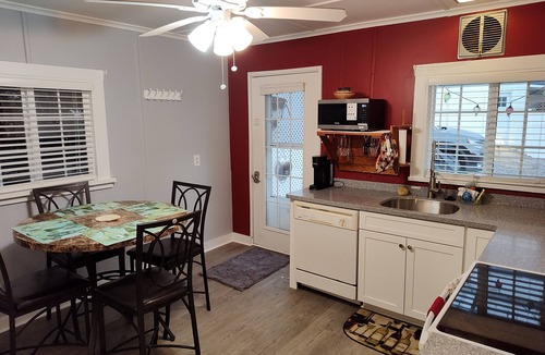 Town of Benton Cottage | Cozy new England style cottage Right on Wine and Beer Trail