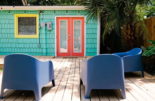 East Hill Apartment | Cozy pet-friendly studio with a king bed, fast Wi-Fi, and modern amenities. Just minutes from Pensacola Beach and downtown, it's the perfect place to relax and explore the Gulf Coast.