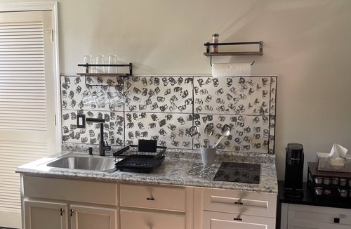 Decatur Apartment | Cozy Private studio with AC and WiFi in charming Upscale Decatur neighbourhood