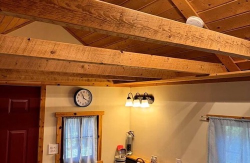 Pecos House | Cozy Rustic Cabin with Riverside Patio on the Pecos River – Pecos, New Mexico
