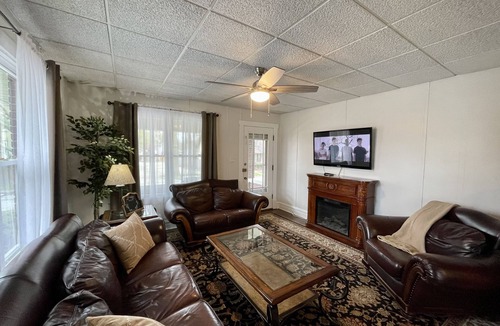 Highland House | Craftsman styled home in the heart of downtown Highland