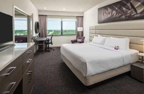 Springfield Hotel | Crowne Plaza Springfield by IHG