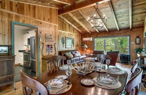 Highlands Cabin | Cullasaja Cottage ♡ River Love ♡ Highlands Perfect river cabin for family fun!