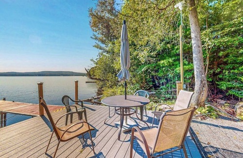 Bowerbank House | Dog-Friendly, lakefront gem with private dock, deck, horseshoe pit & firepit