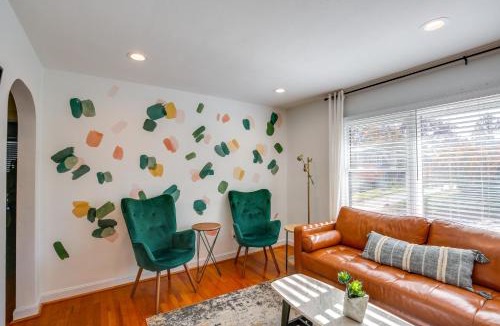 St. Charles House | Dreamy St Charles Retreat w/Furnished Patio!