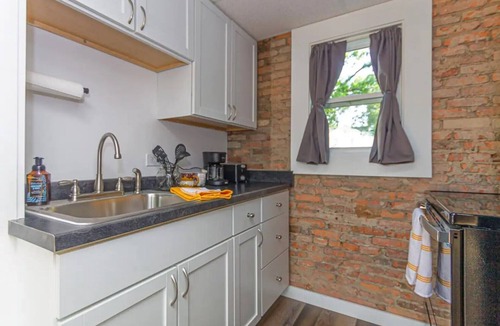 Sturgis Apartment | Dynamic Super Saver Studio Apartment MISTNO401-5