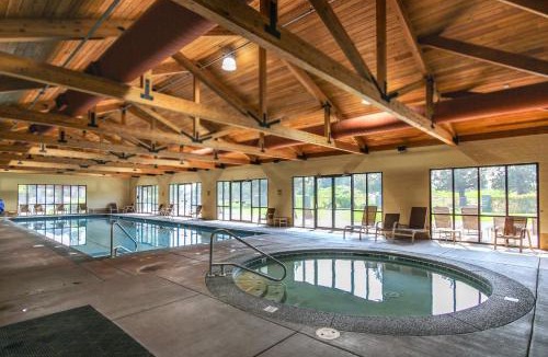 Redmond Ski Chalet | Eagle Crest Elegance