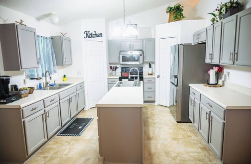 Biscayne House | Emely's place 5 minutes from Jacksonville international airport