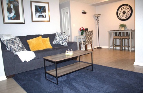 Kettering Apartment | Enjoy a stylish experience. Corporate housing or family vacation.