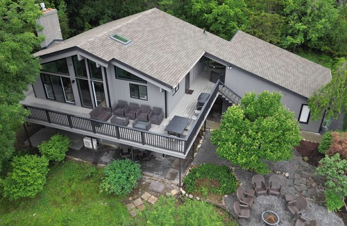 Canandaigua House | Enjoy Cabin Vibes & Lake Views, Close to Town, Lake & FLX Activities; EV Charger