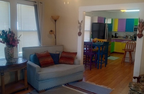 Dade City House | Enjoy the Pleasures of Historic Downtown Dade City- The Dade City Bungalow