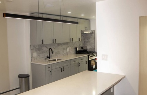 Canarsie House | Entire Home Calm 2-bedroom private rooms located in a house in Brooklyn