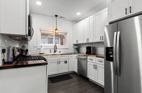 Grosse Pointe House | Entire home in Grosse Pointe Park . Welcome to the MotorcityBnB!