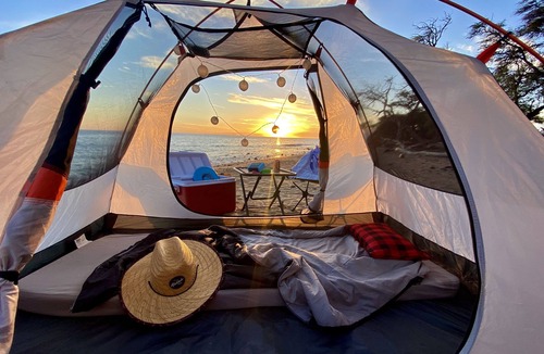 Kahului House | Epic Maui Camping - SUV + camping gear - Adventure on a budget